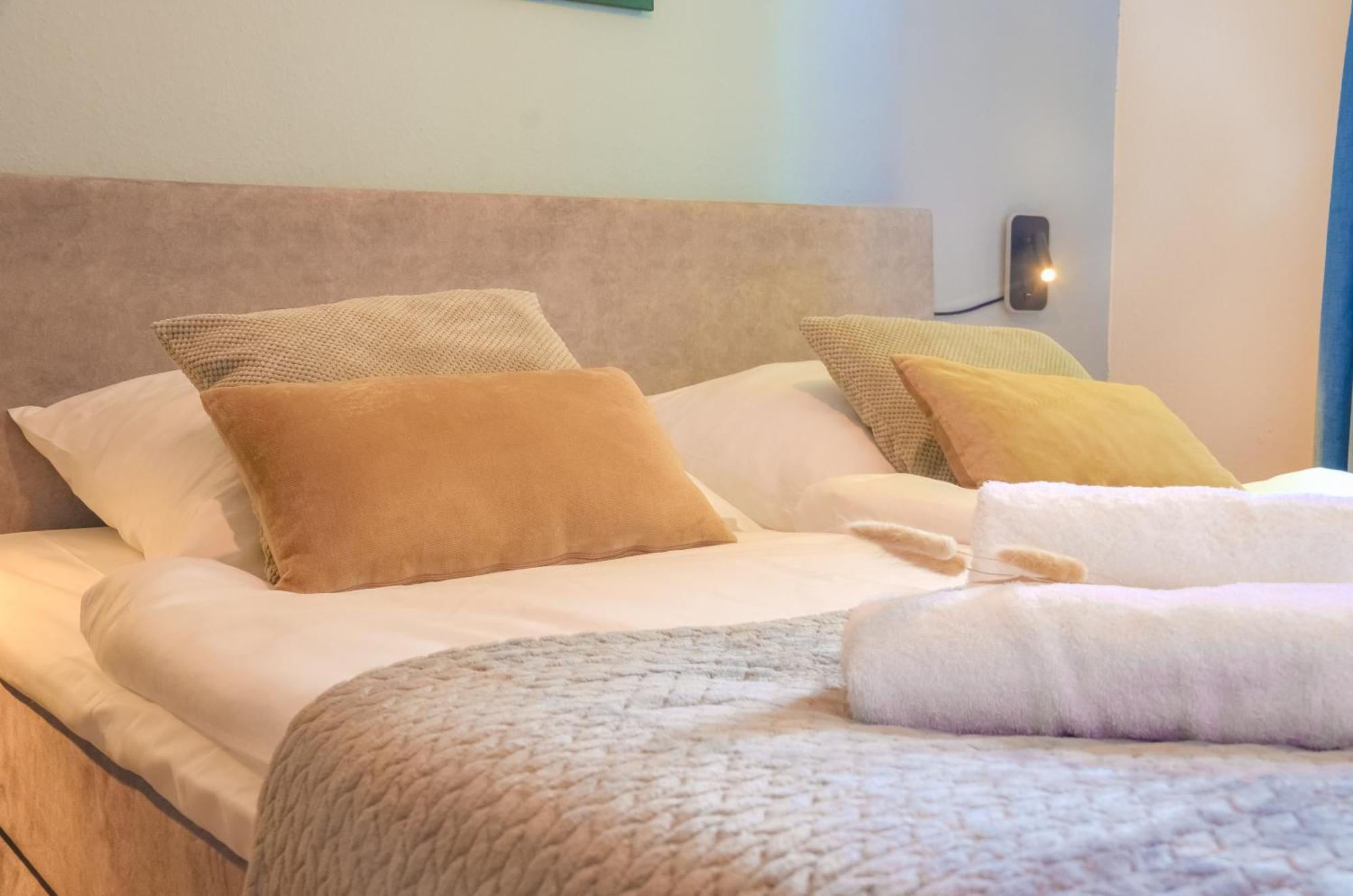 Milpau Buer 2 - Modernes Apartment Mit Queensize-Bett, Netflix, Nespresso, Waschmaschine & Smart Tv Gelsenkirchen Buitenkant foto