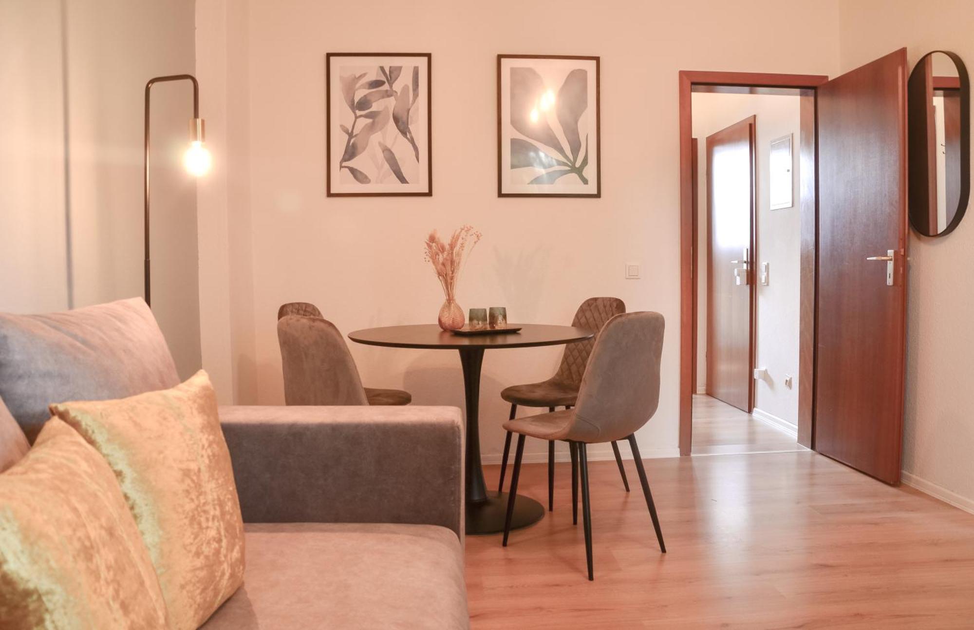 Milpau Buer 2 - Modernes Apartment Mit Queensize-Bett, Netflix, Nespresso, Waschmaschine & Smart Tv Gelsenkirchen Buitenkant foto