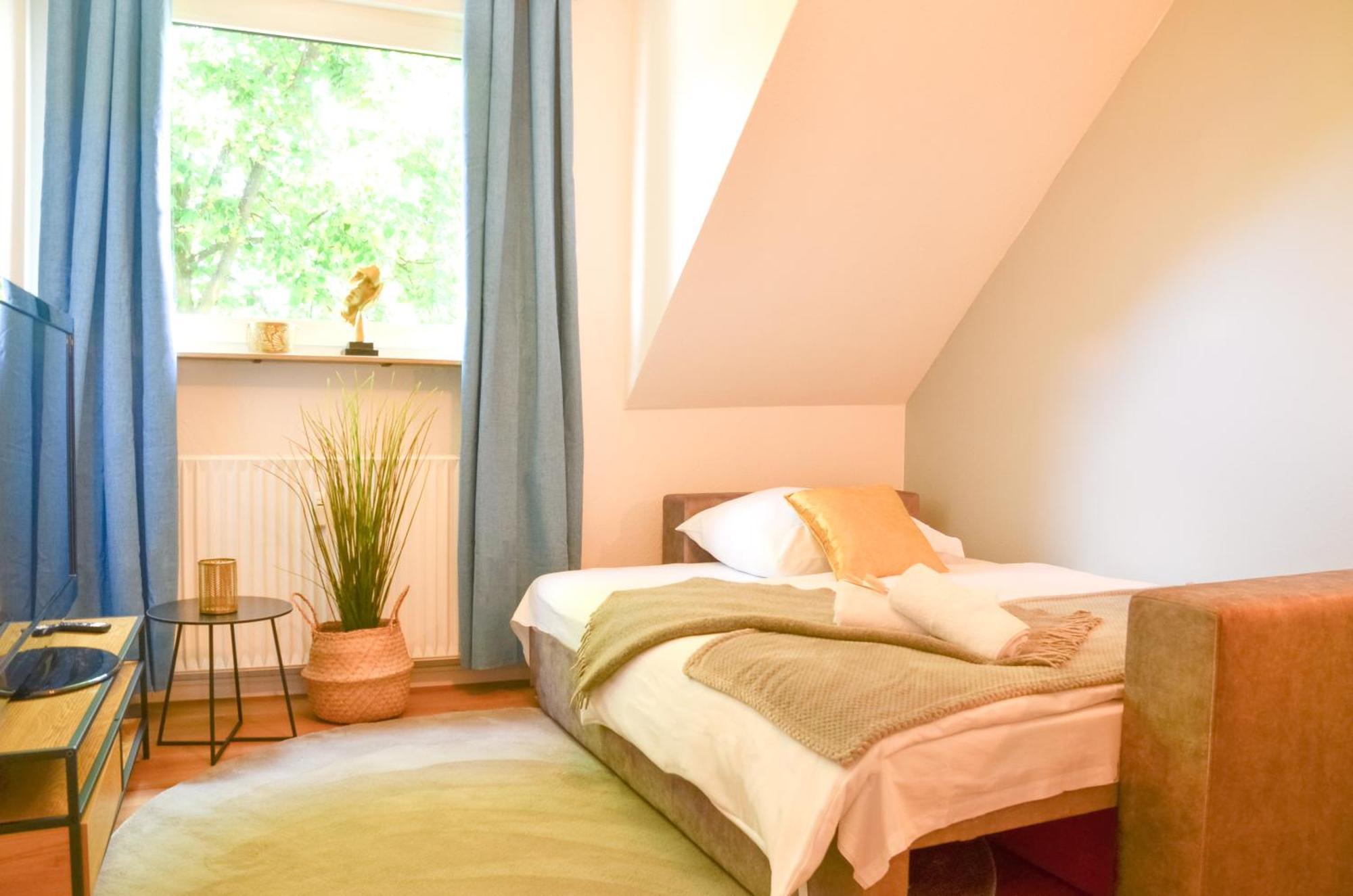 Milpau Buer 2 - Modernes Apartment Mit Queensize-Bett, Netflix, Nespresso, Waschmaschine & Smart Tv Gelsenkirchen Buitenkant foto