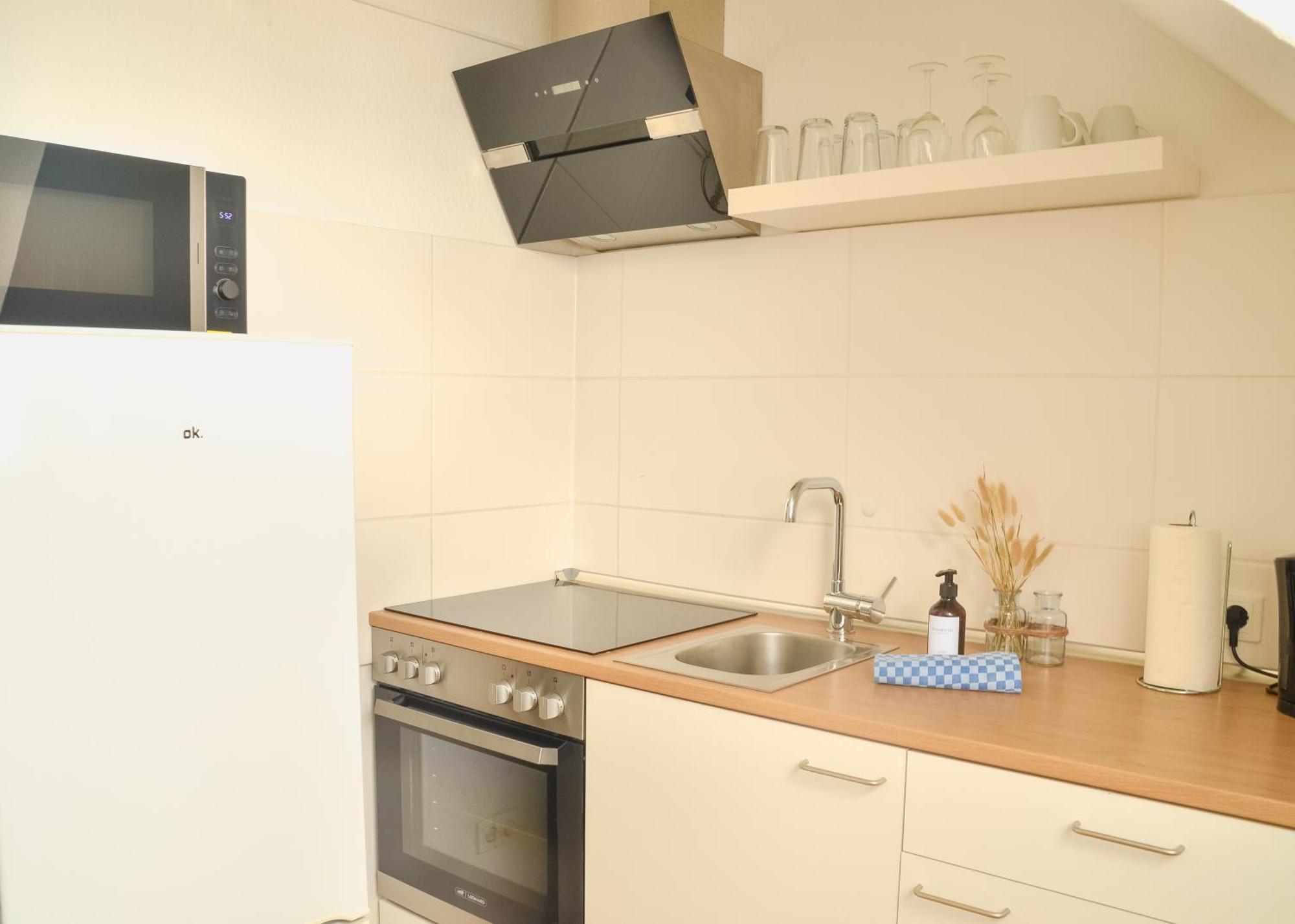 Milpau Buer 2 - Modernes Apartment Mit Queensize-Bett, Netflix, Nespresso, Waschmaschine & Smart Tv Gelsenkirchen Buitenkant foto