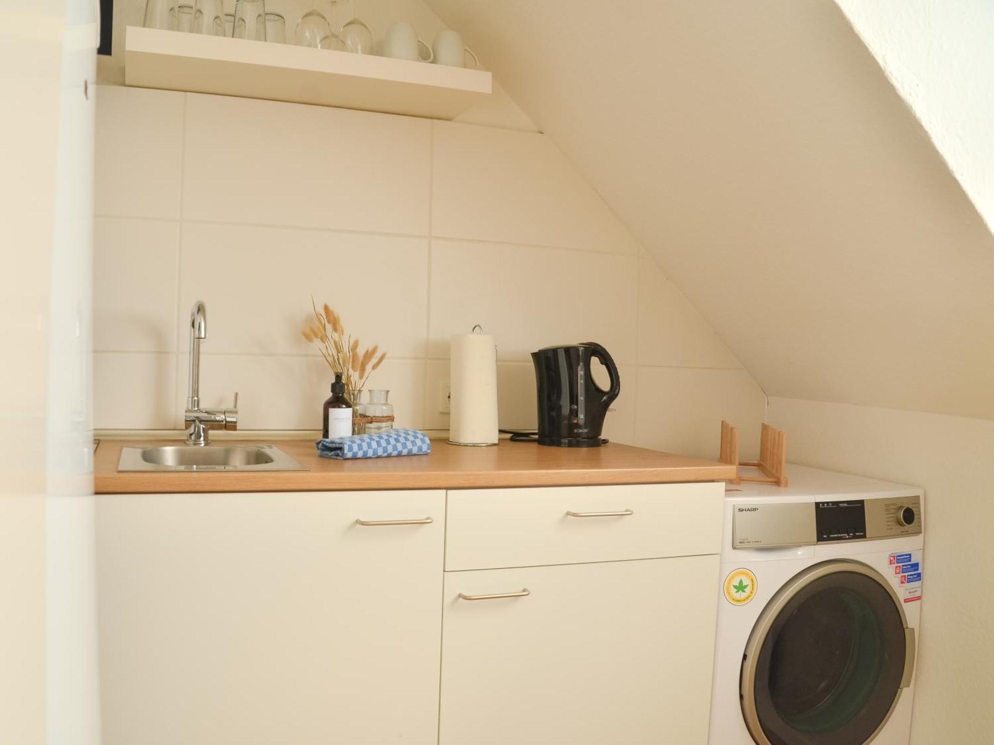 Milpau Buer 2 - Modernes Apartment Mit Queensize-Bett, Netflix, Nespresso, Waschmaschine & Smart Tv Gelsenkirchen Buitenkant foto